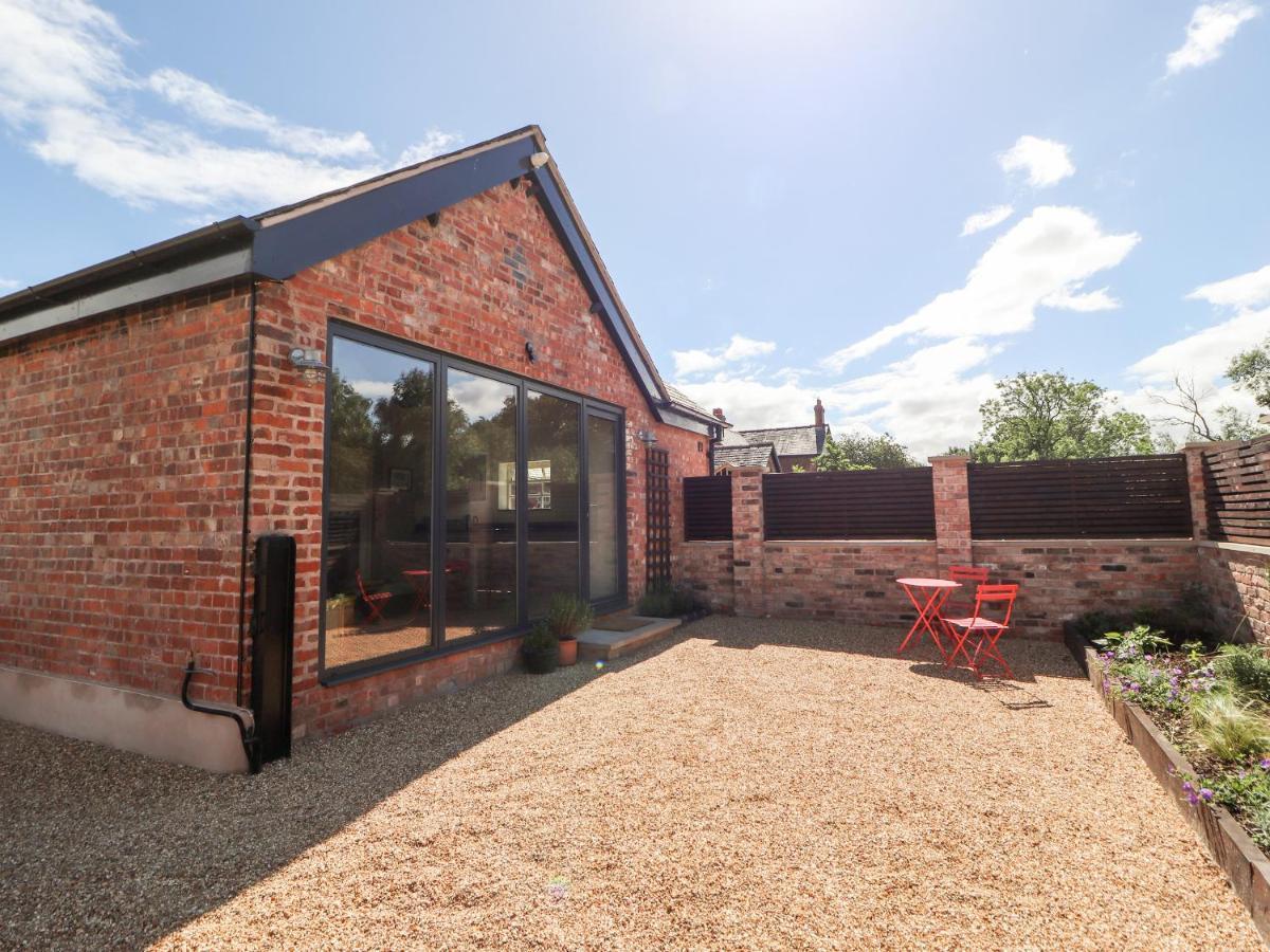 Swallow Cottage Sandbach Exteriör bild